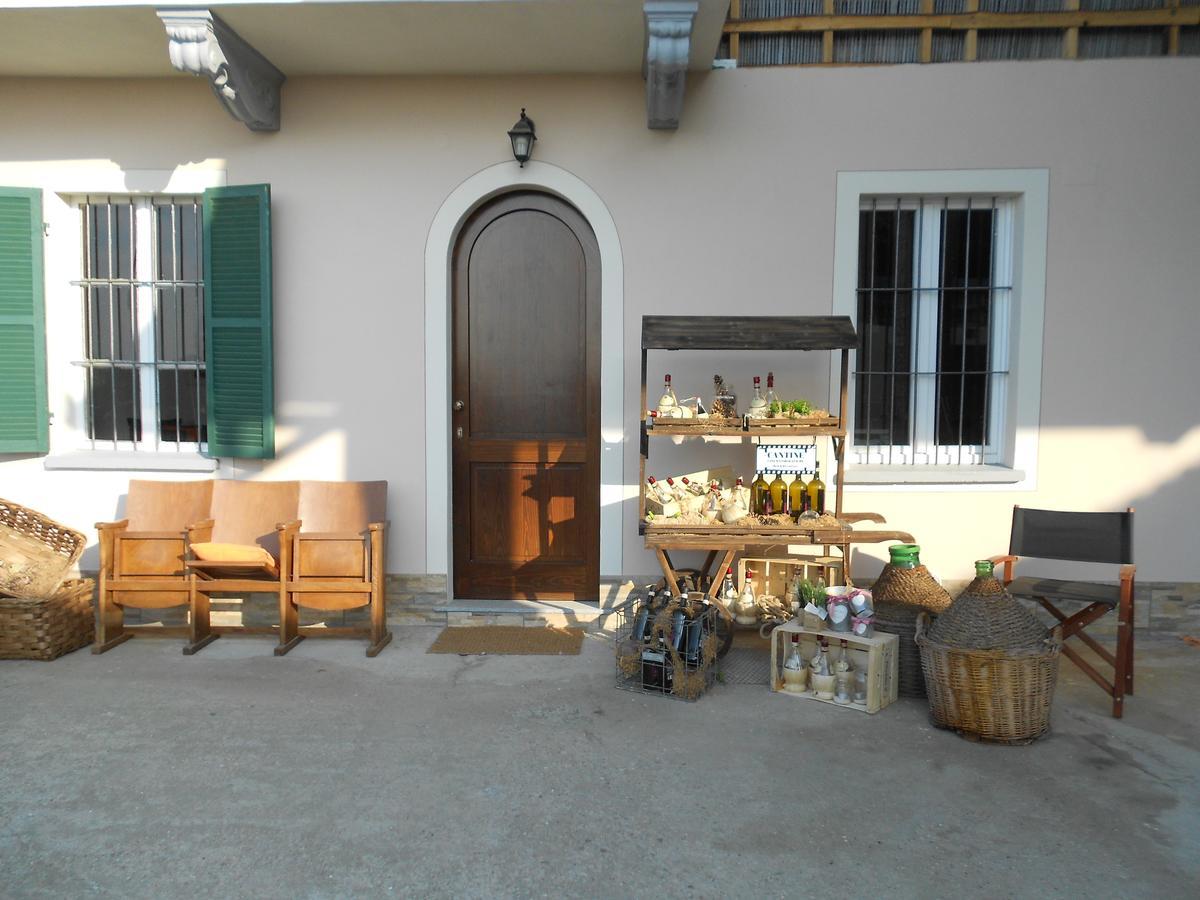 Bed and Breakfast Cantine Cinematografiche Cherasco Exterior foto